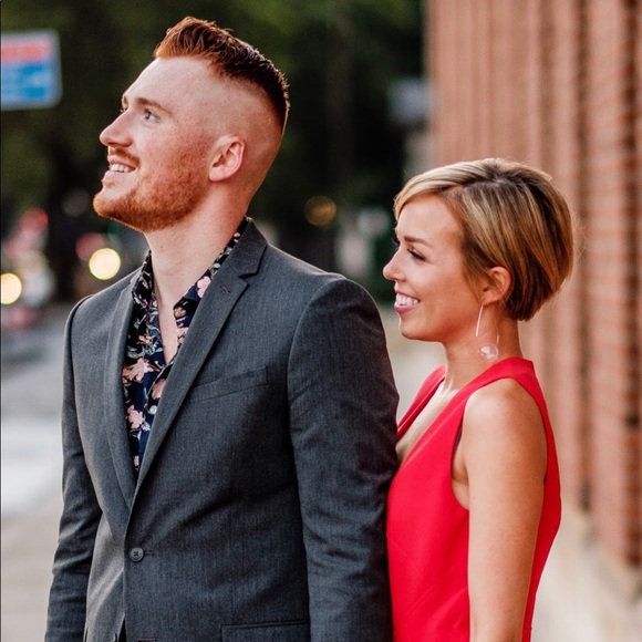 Meet your Posher, Natalie - Picture 3 of 3